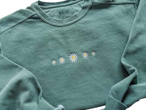 Embroidered Floral Daisy Sweatshirt